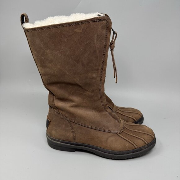 UGG Arquette Brown Leather Winter Boots Womens Size 7 Zip Sheepskin Cuff - Picture 1 of 8